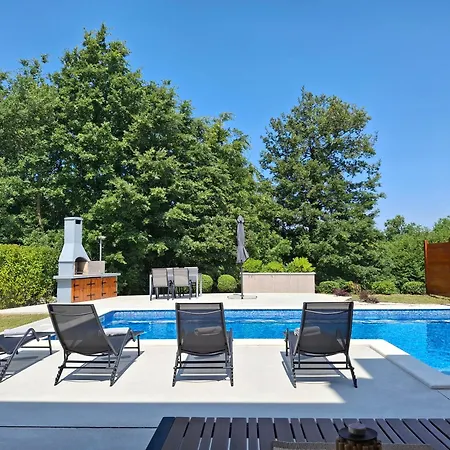 Eroa - With Private Pool And Jacuzzi Διαμέρισμα