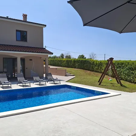 Eroa - With Private Pool And Jacuzzi * Orbanići