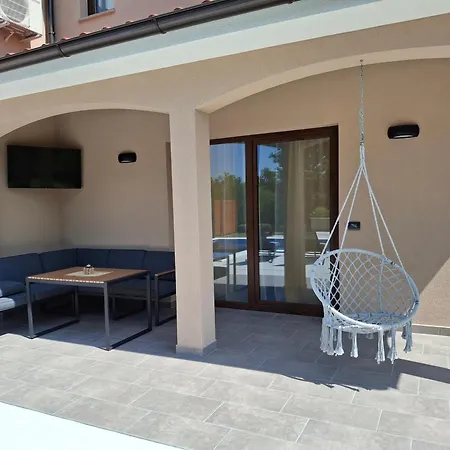 Eroa - With Private Pool And Jacuzzi